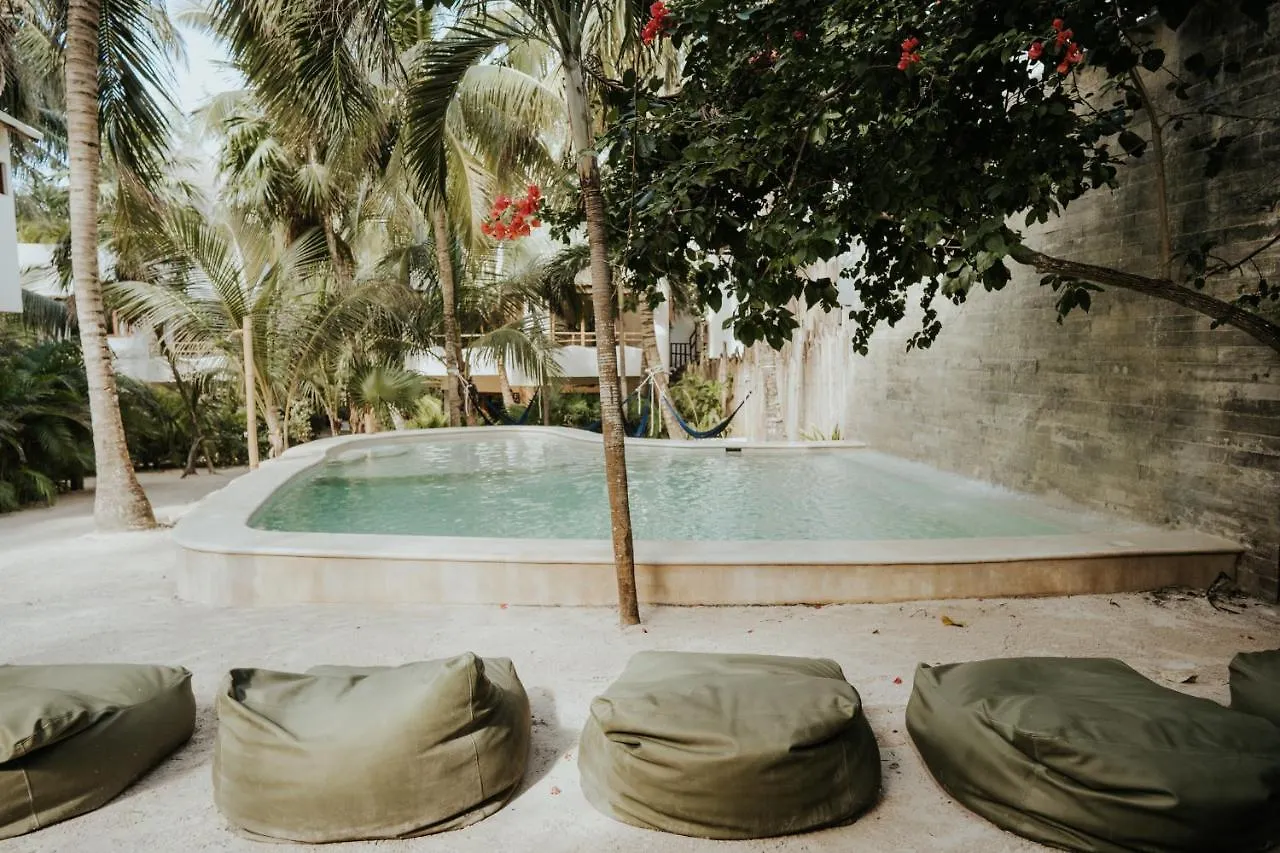 Zorba Tulum Beach Homes 0*,